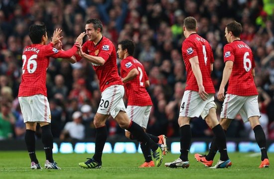 他在接受媒 他在接受媒